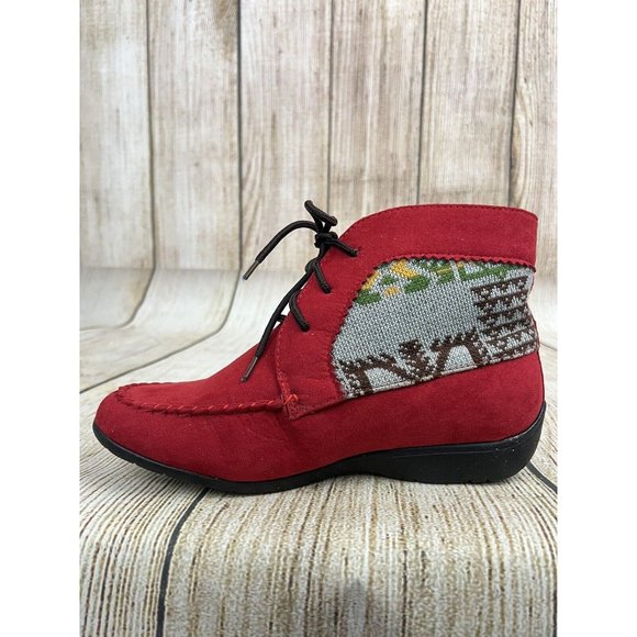Women Ankle Moccasin Booties Ankle Boots Sz 7W Red Faux Suede Lace Up Boho - Picture 3 of 10
